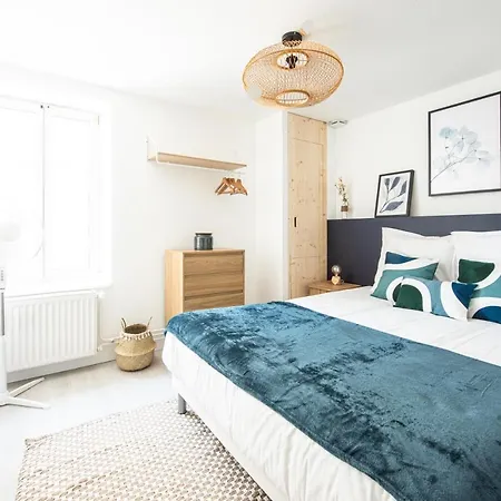 Appartement Les Coulisses - Duplex Au Centre - Parking Prive